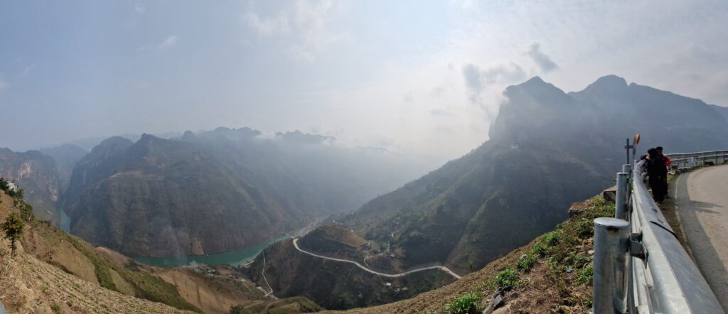 Private Tour : 4 Days 3 Nights – Ha Giang Loop Tour gallery image 6