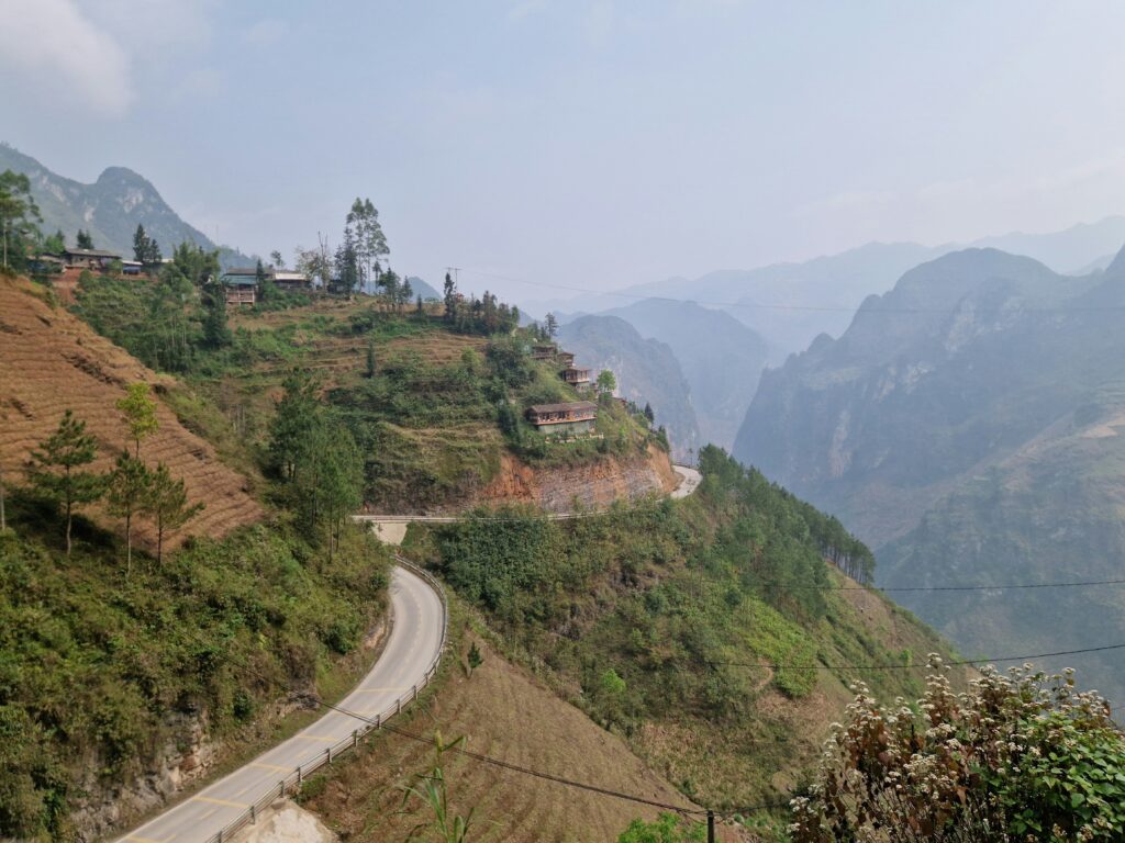 Private Tour : 4 Days 3 Nights – Ha Giang Loop Tour gallery image 9