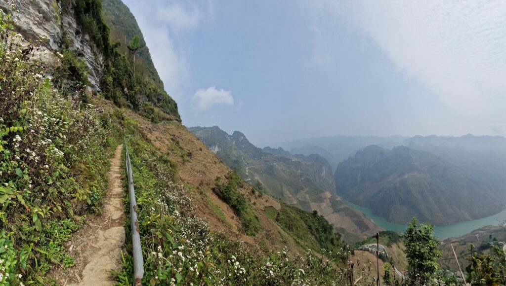 Private Tour : 4 Days 3 Nights – Ha Giang Loop Tour gallery image 12