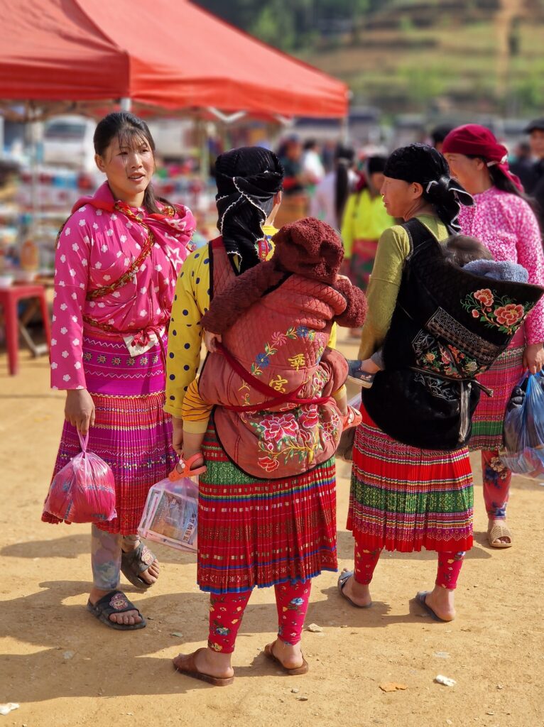 Hiking Tour : 3 Days 2 Nights Ha Giang By Car & Motorbike gallery image 18