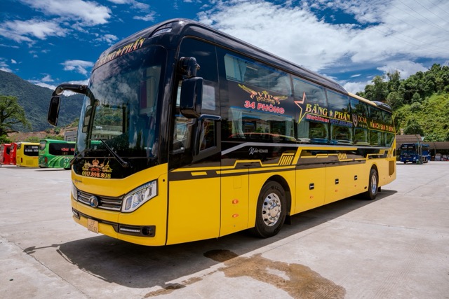 Luxury Sleeper Bus