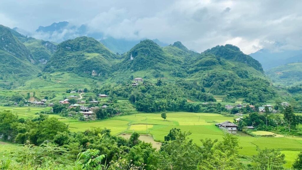 5 Days 4 Nights : Ha Giang – Cao Bang gallery image 2